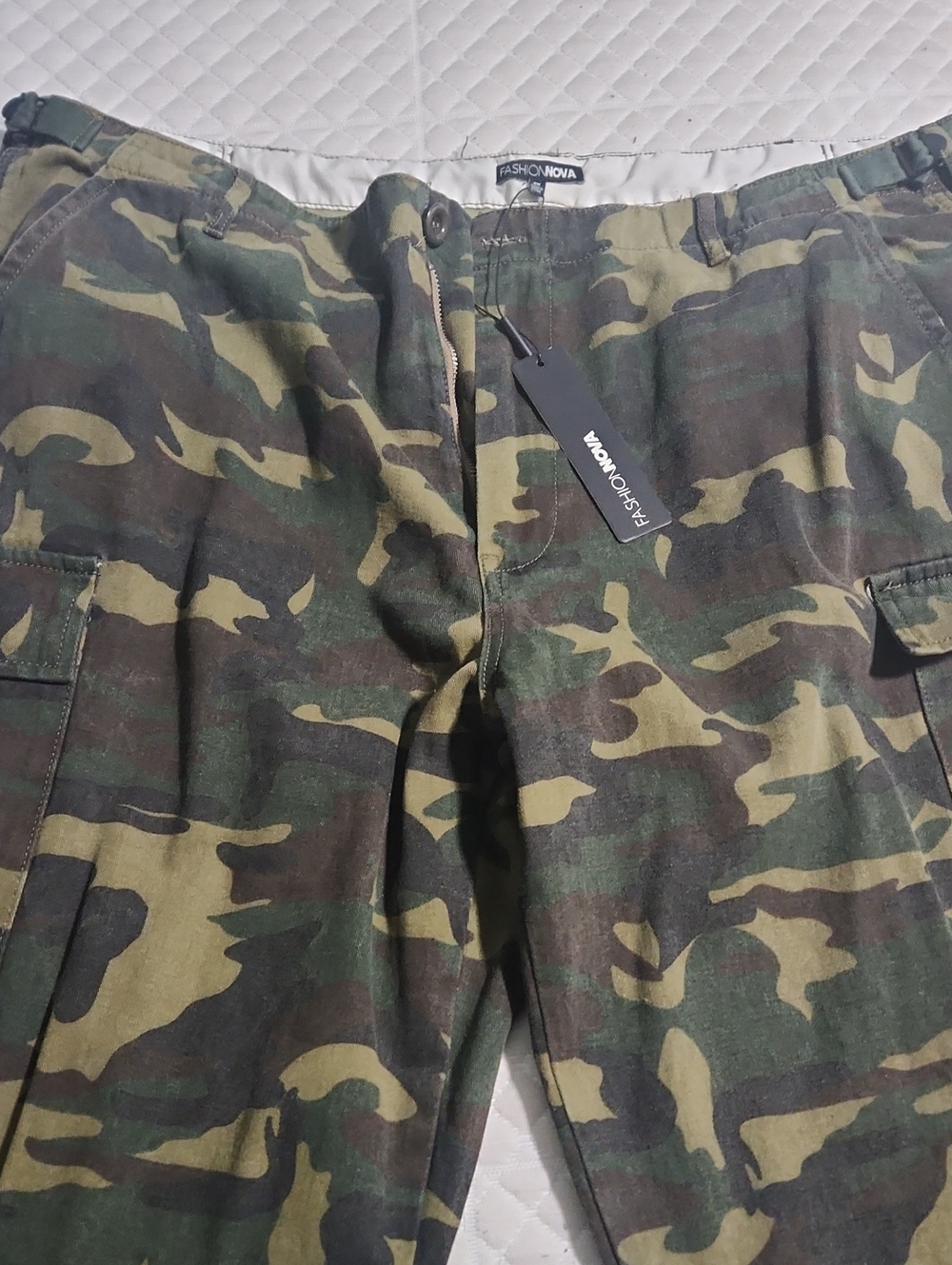 Fashion Nova Women's Camouflage Cargo Pants - Olive & Brown Camo